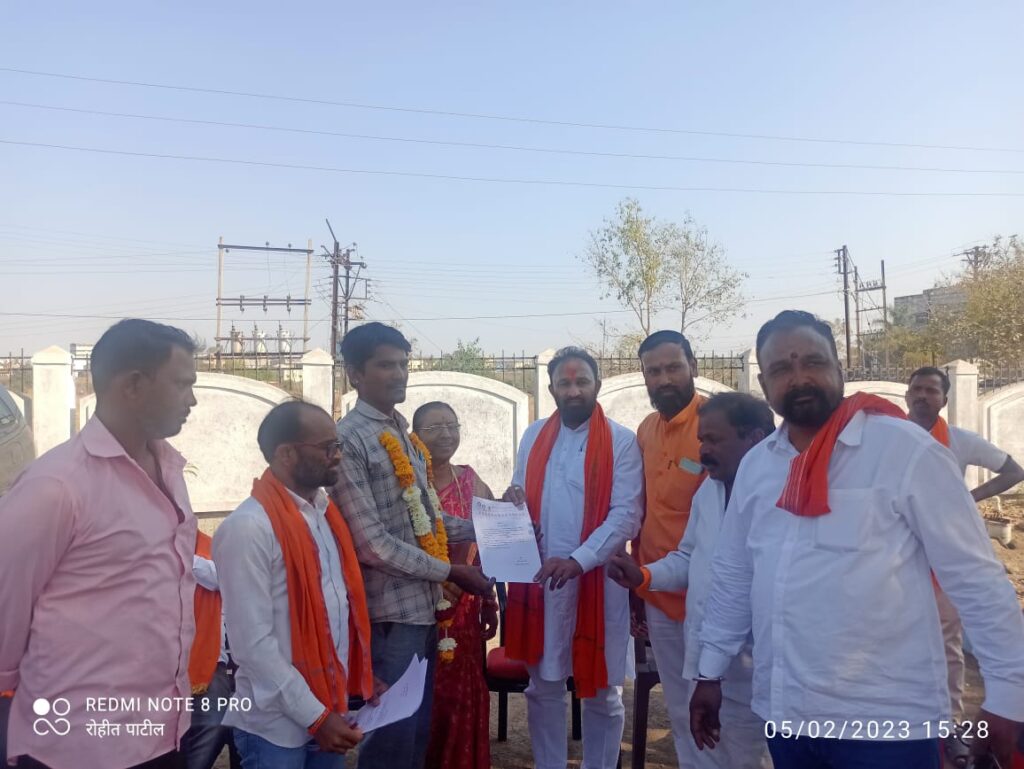 जनतेमध्ये जाऊन शिवसैनिकांनी कामाला लागावे - बालाजी रेड्डी