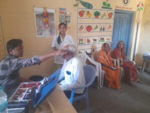 गंगनबीड येथे मोफत मोतीबिंदू शस्त्रक्रिया शिबिर संपन्न