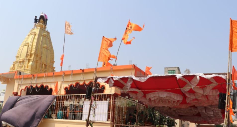 अहमदपूरात इच्छापूर्ती हनुमान मूर्ती प्राणप्रतिष्ठान व कलशारोहण रोहन उत्साहात साजरा