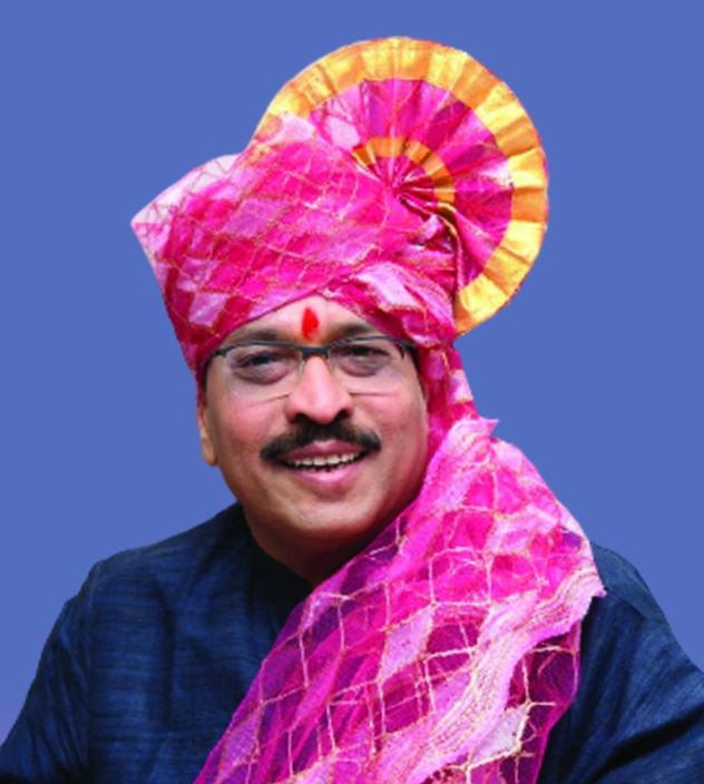 युवा नेते ऋषिकेश कराड यांच्या हस्ते शुक्रवारी आमदार चषक क्रिकेट स्पर्धेचे रेणापूरात उद्घाटन