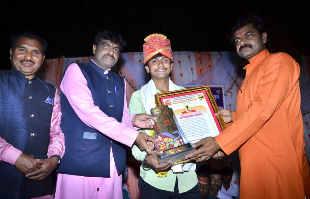 छत्रपती विद्यालय कलागुणांच्या आविष्काराचे केंद्र - प्रा.मारोती बुद्रुक पाटील