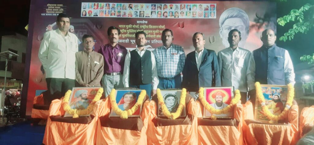 देवणीत छत्रपती शिवाजी महाराज, संत सेवालाल महाराज आणि संत गाडगे महाराजांच्या जयंतीनिमित्त विचारांचा जागर