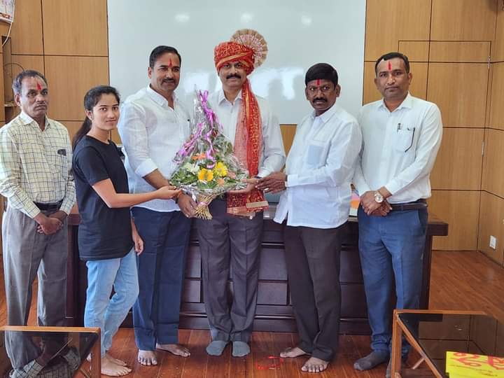 जिद्द आणि चिकाटीचे दुसरे नाव प्राचार्य डॉ. सुधीर जगताप - रामभाऊ तिरुके