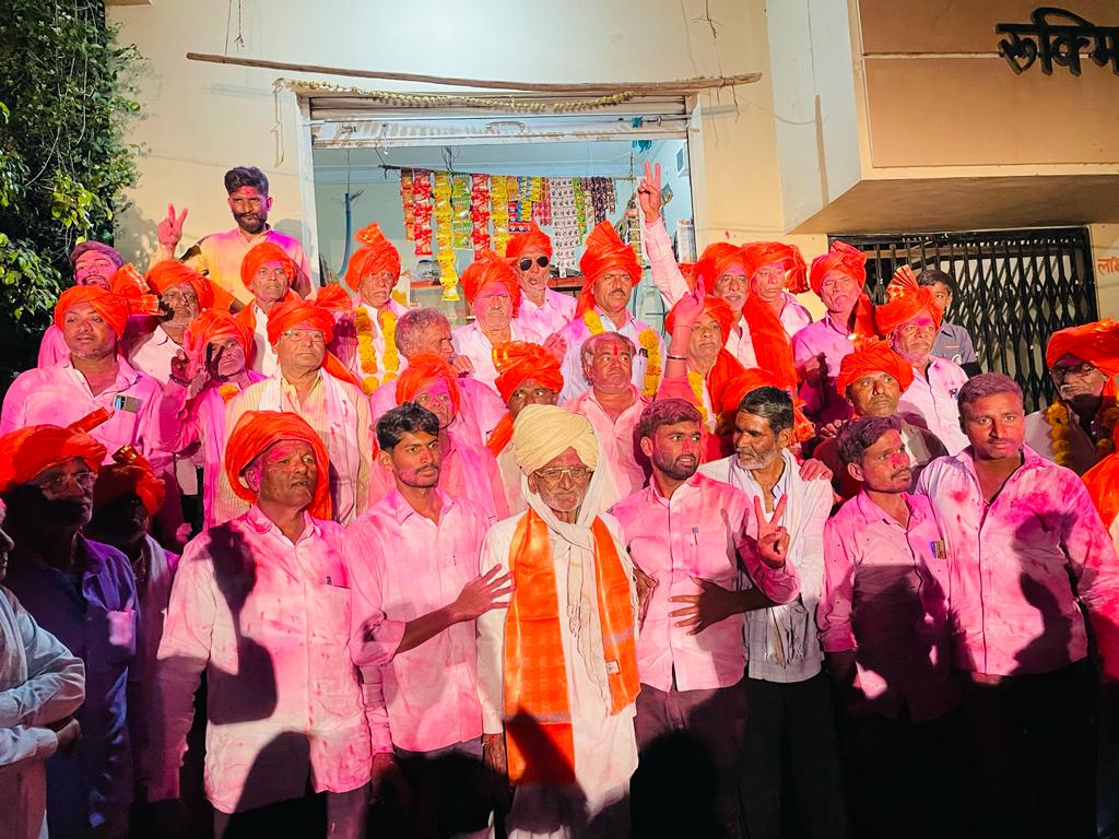 विळेगाव सोसायटीवर गुरुदत्त शेतकरी परिवर्तन सहकार पॅनलच्या सर्वच उमेदवाराचा दणदणीत विजय