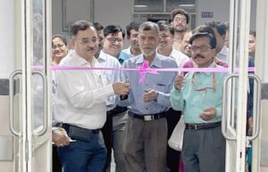 विलासराव देशमुख शासकीय वैद्यकीय महाविद्यालय व रुग्णालयामध्ये "मिशन थायरॉईड" जनजागृती व उपचार अभियानाचे उदघाटन