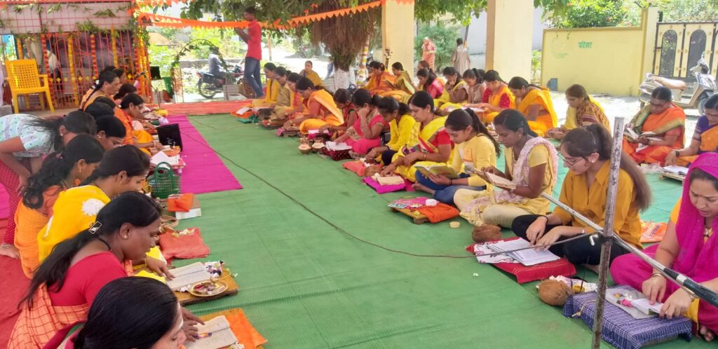 दैनदिन जिवनात निष्ठेने काम करणे हाच सदाचार - सौ.अनिता हैबतपूरे