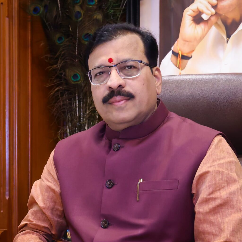 लातूर ग्रामीण मतदारसंघातील 82 किलोमीटर शेत पाणंद रस्त्याला मान्यता