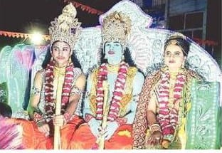 राम नवमीनिमित्त अहमदपूर शहरात भव्य शोभा यात्रा