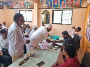 वाढवणा बु येथे गाव नकाशावरील शेत रस्ते मुक्त अभियान बैठक संपन्न
