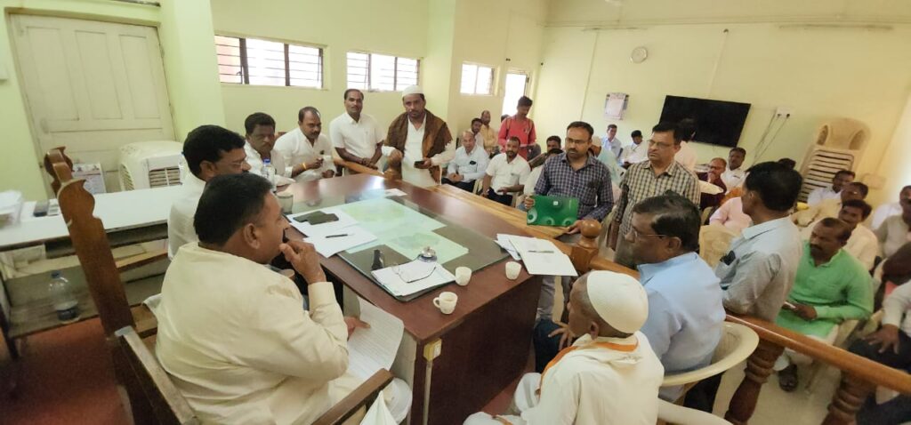 पाणीपुरवठा सुरळीत झाला नाही तर अधिकाऱ्यांवर कार्यवाही करणार - आमदार बाबासाहेब पाटील