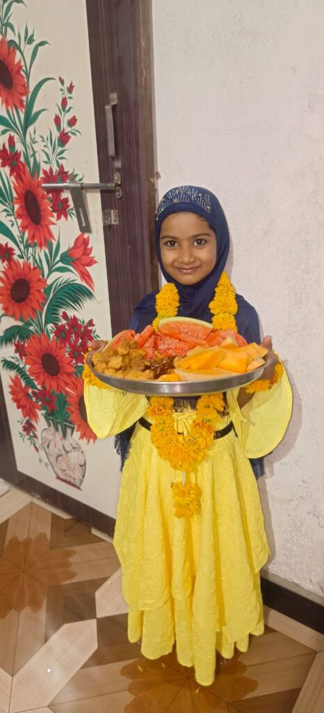 आठ वर्षीय जीया मोमीनचा रोजा