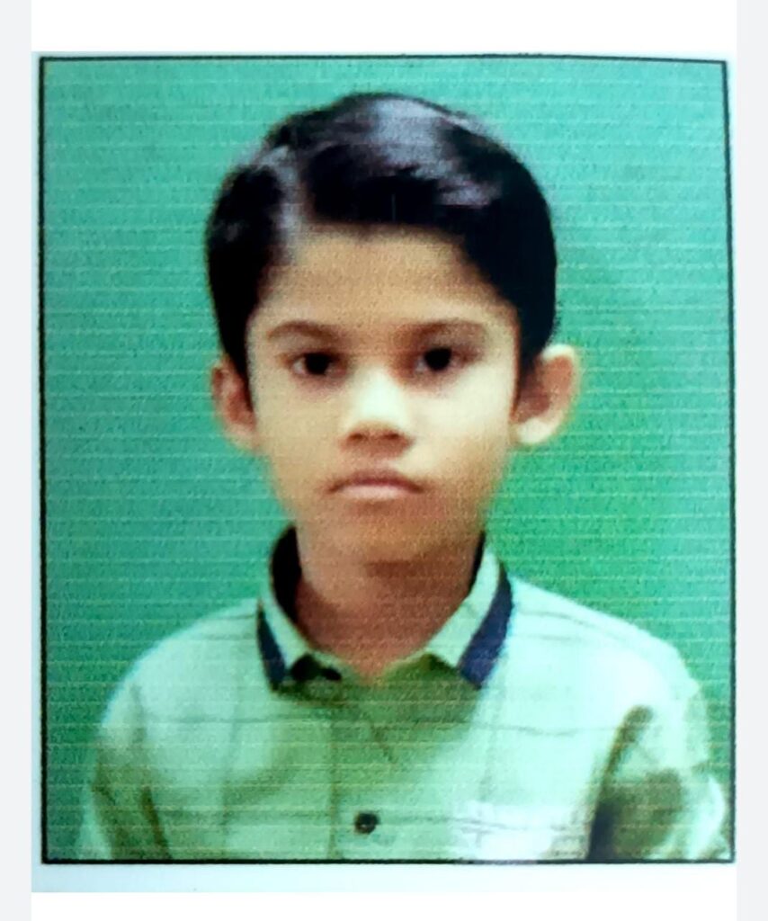 नोमान शेख आँलिम्पियाड परीक्षेत जिल्ह्यात प्रथम