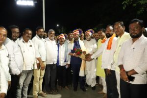 माजी मंत्री आ.संजय बनसोडे जपानच्याअभ्यास दौऱ्यासाठी रवाना
