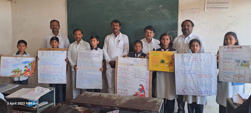 विद्या वर्धिनी शाळेत मराठी विषयाच्या भिंती पत्रकाचे विमोचन
