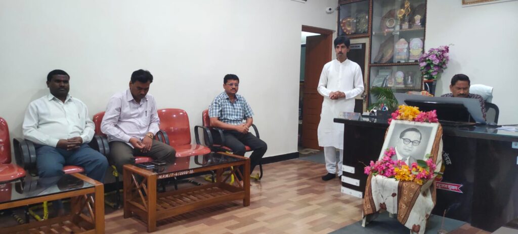 भारतरत्न बाबासाहेबां आंबेडकराची जयंती नाचून नाही तर वाचून साजरी करावी - डॉ. सतीश ससाणे