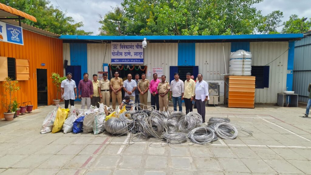 घरफोडीतील सराईत आरोपींकडून चोरीस गेलेले इलेक्ट्रिकल साहित्यासह 1 लाख 99 हजार 500 रुपयांचा मुद्देमाल जप्त