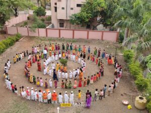 बचपन आणि छञपती इग्लिंश स्कुलच्या वतीने आषाढी दिंडीचे आयोजन