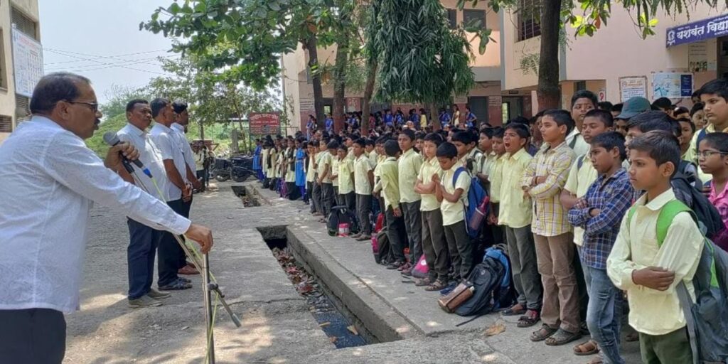 यशवंत विद्यालयात हात धुवादिन व वाचन प्रेरणा दिन उत्साहात साजरा