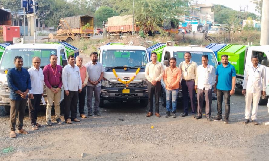 अहमदपूर शहराच्या स्वच्छतेसाठी नगरपालिकेच्या सहा नविन गाड्या सज्ज