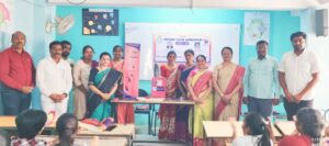 रोटरी क्लब च्या वतीने यशवंत विद्यालयात सॅनिटरी पॅड नॅपकिन मशीन वितरित.
