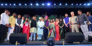 महासंस्कृती महोत्सव अंतर्गत 'मराठी बाणा' कार्यक्रमाला उदगीरकरांचा उस्फुर्त प्रतिसाद