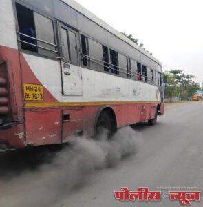 परिवहन महामंडळाच्या एसटीच्या धुरामुळे प्रदुषण, वाहतूक विभागाकडून कार्यवाही नाही