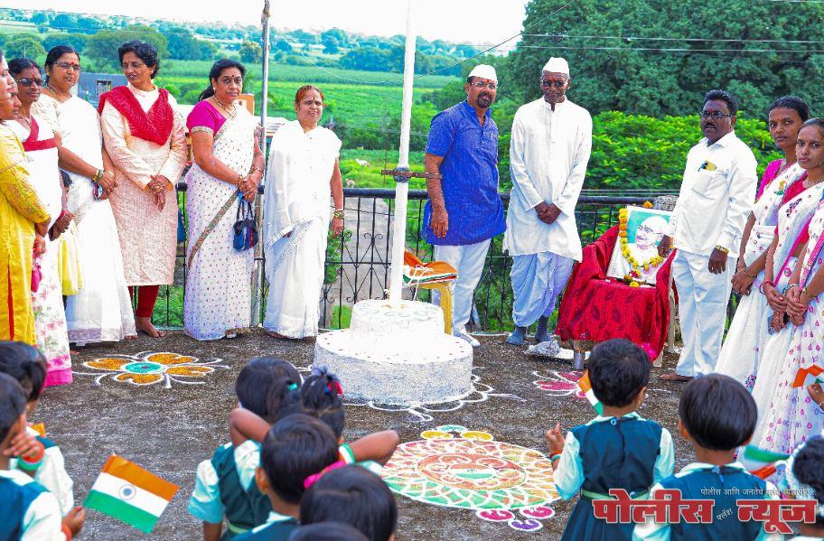 श्री अनंतपाळ वाचनालयात स्वातंत्र्य दिन उत्साहात साजरा