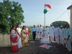 श्री अनंतपाळ वाचनालयात मराठवाडा मुक्ती संग्राम दिन उत्साहात साजरा