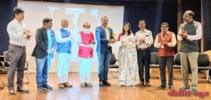 पर्यावरणामधील उत्कृष्ट व सातत्यपूर्ण कार्याबद्दल प्रा अनिल चवळे यांचा नवी मुंबई येथे सन्मान