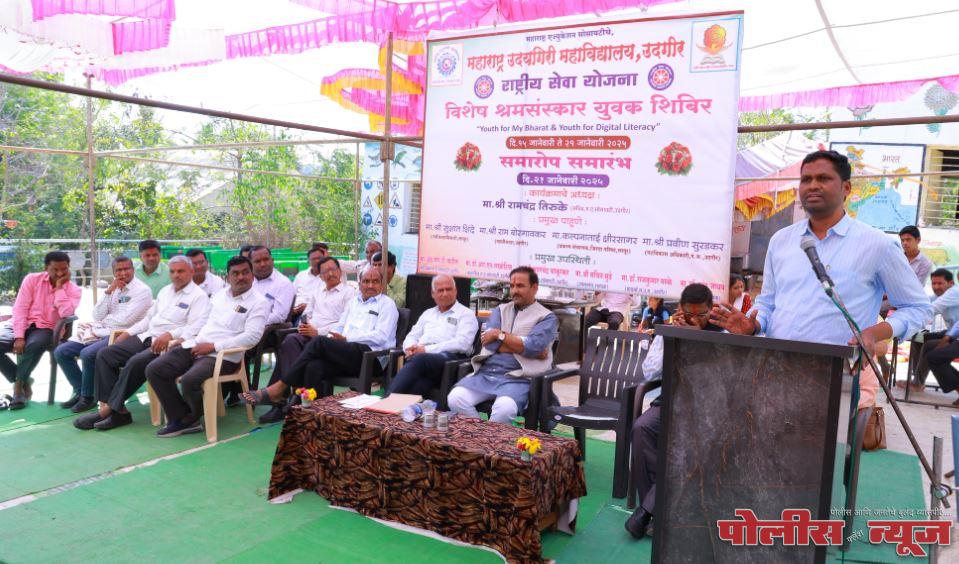 कठोर परिश्रमातूनच यशाचे शिखर गाठता येते - तहसीलदार राम बोरगावकर