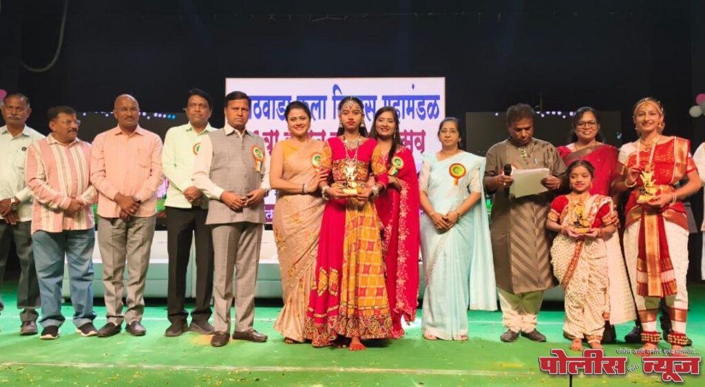 विभागीय ललित कला महोत्सवात यशवंत विद्यालयाचे भरीव यश