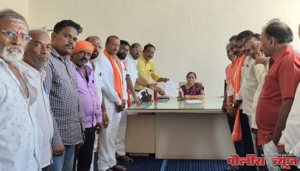 समता नायक महात्मा बसवेश्वर यांच्या पुतळ्याचे विटंबन ; लिंगायत समाजाचे निवेदन