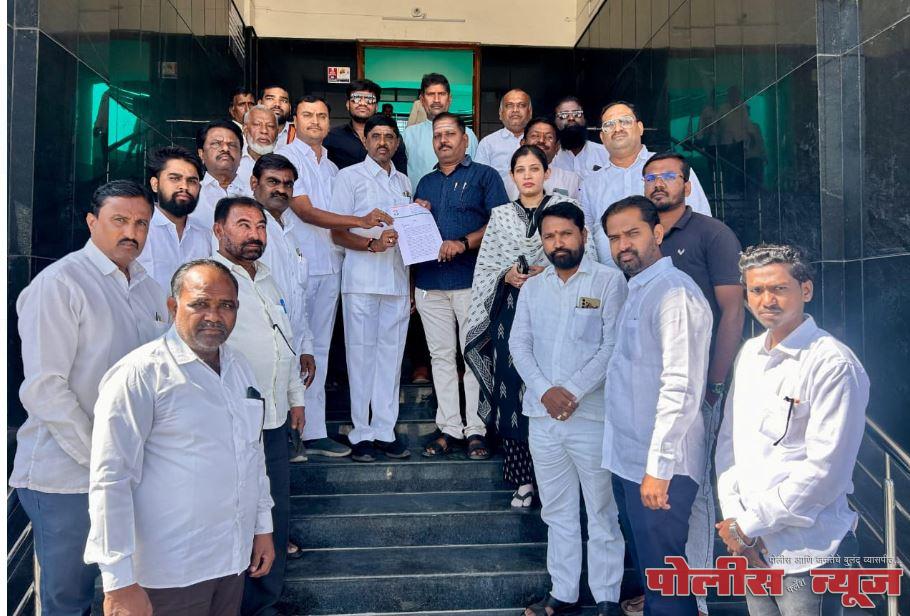 पक्षपाती भूमिका बाळगणाऱ्या निवडणूक आयोगाचा काँग्रेसकडून निषेध