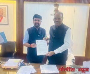 उदगीरला अतिरिक्त जिल्हाधिकारी कार्यालय स्थापण करण्यासाठी माजी मंत्री संजय बनसोडे अग्रेसर, महसूल मंत्र्याकडून हिरवा कंदील !