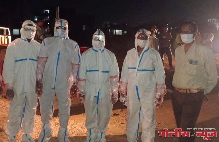 उदगीर येथील कुक्कुटपालकांमध्ये बर्ड फ्ल्यूविषयी जनजागृती करा - जिल्हाधिकारी वर्षा ठाकूर-घुगे