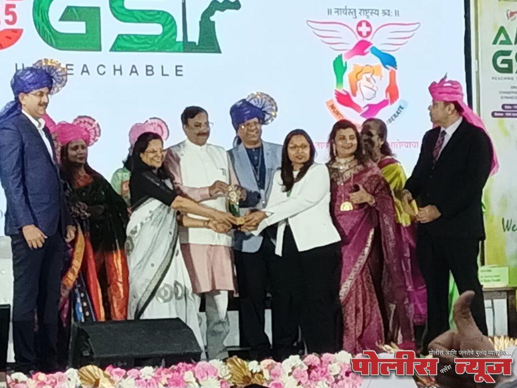 उदगीर स्त्रीरोग संघटनेचा राज्यातील सर्वोत्कृष्ट संघटना म्हणून गौरव !