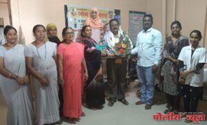 नॉर्मल डिलिव्हरी करणारे डॉ. शरद तेलगाने यांचा सत्कार संपन्न