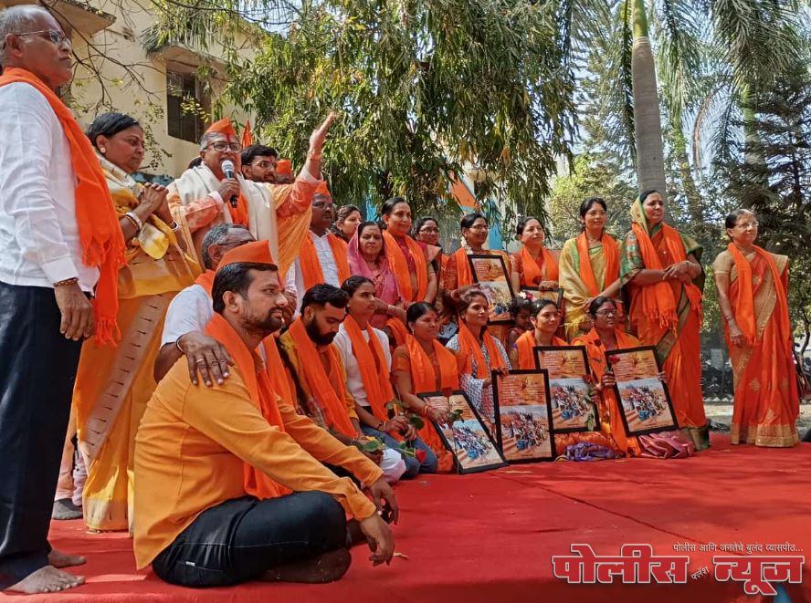 श्यामलाल स्मारक शिक्षण संस्थेकडून श्याम परिवारातील कुंभमेळ्यासाठी गेलेल्या यात्रेकरूंचे स्वागत