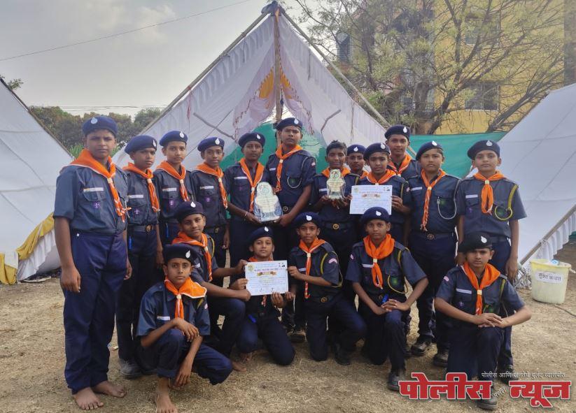 स्काऊट गाईडच्या जिल्हा मेळाव्यातील संचलन स्पर्धेमध्ये सैनिकी विद्यालयाचा प्रथम क्रमांक