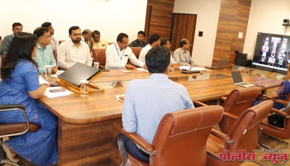 परीक्षा केंद्रांवरील बैठे पथकांशी जिल्हाधिकाऱ्यांचा संवाद; कॉपीमुक्त परीक्षेसाठी सतर्क राहून काम करण्याच्या सूचना