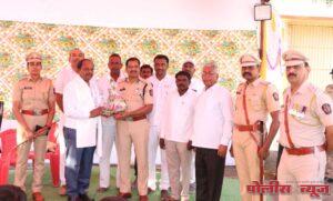डोंगर शेळकीचे पोलीस पाटील भालचंद्र शेळके पाटील यांचा पोलीस महानिरीक्षक उमाप यांच्या हस्ते गौरव