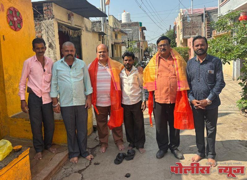 प्रसिद्ध उद्योजक निलेश ठक्कर यांची मोतीनगर श्री जय मल्हार खंडोबा देवस्थान बांधकामास मदत