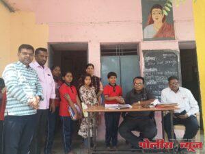 तिवटग्याळ जि.प. प्रा. शाळेत गटशिक्षणाधिकारी शफी शेख यांची शाळा भेट