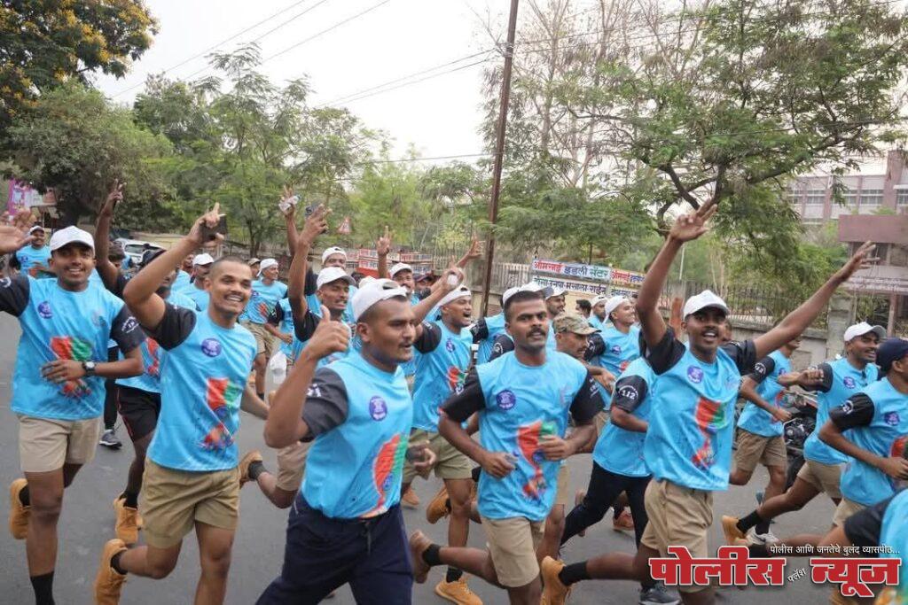 सायबर सुरक्षेसाठी सजगतेचा संकल्प;‘लातूर पोलीस मॅरेथॉन २.०’मध्ये उत्स्फूर्त सहभाग