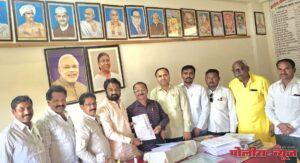 औसा खरेदी विक्री संघाची निवडणूक बिनविरोध शिवसेना जिल्हाप्रमुख संतोषभाऊ सोमवंशी यांचे वर्चस्व कायम