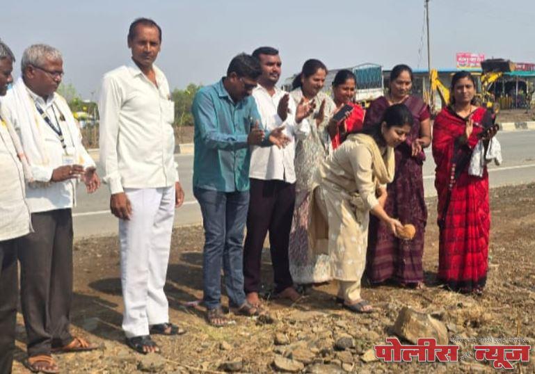 अखेर माळेगाव- अहमदपूर शिव रस्ता झाला मोकळा