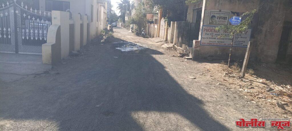 उदयगिरी नेत्र रुग्णालयाकडे जाणाऱ्या रस्त्याची दुरावस्था, खड्डेच खड्डे, दुरुस्तीचा प्रश्न कायम