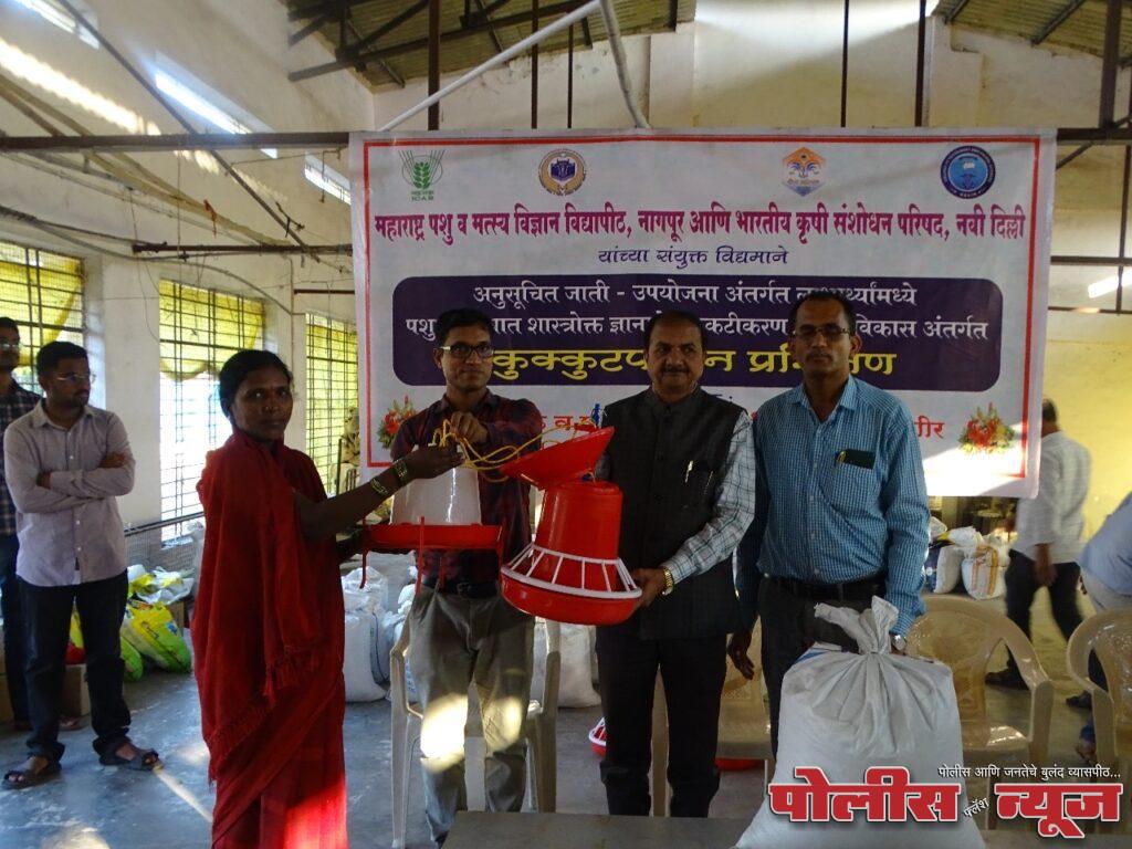 परसबागेतील आणि व्यावसायिक कुक्कुटपालानाद्वारे आत्मनिर्भरता शक्य: डॉ. नंदकुमार गायकवाड