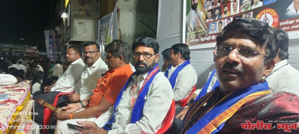 संभाजी ब्रिगेडने केला सर्व जयंती अध्यक्षाचा सन्मान.