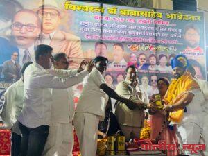 राष्ट्रीय दलित अधिकार मंचच्या वतीने जयंती समितीच्या पदाधिकाऱ्यांचा सत्कार